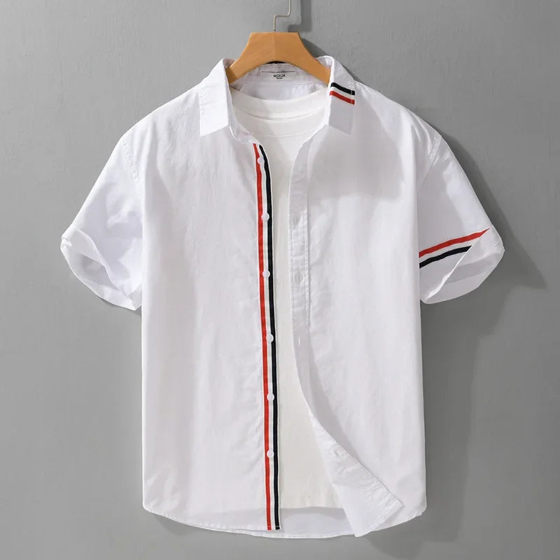 Men's Short Sleeve Shirt with Contrast Stripe Placket