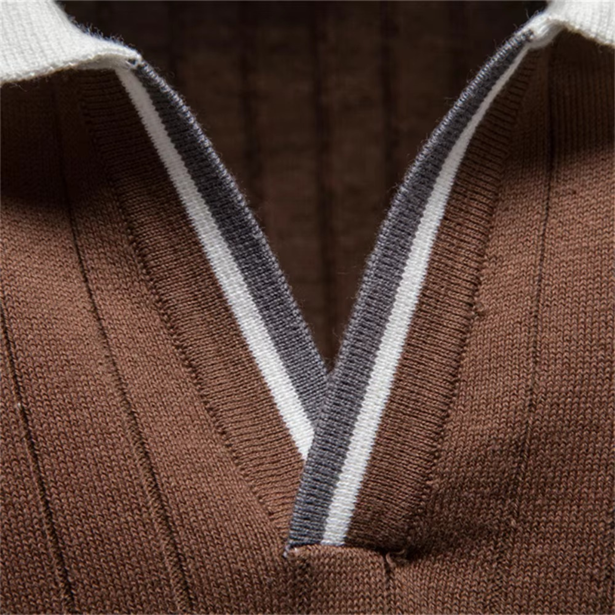 Men's Stripe Trim Collar Ribbed Knit Polo Shirt